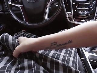 Blondie Is Enormously Brief Jeans Cut-offs Bailey Brooke Is Fucked Hard In A Car