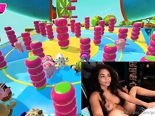 Webcam Model With Big Tits Plays Vid Games Fully Naked